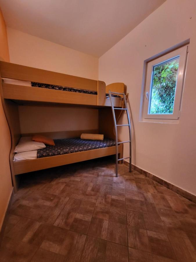 ApartmaniinПримоштен Екстер'єр фото